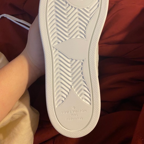 Louis Vuitton Boombox Sneaker Boot White. - Picture 2 of 4